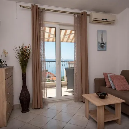 Apartments Bevanda Podstrana Exterior photo
