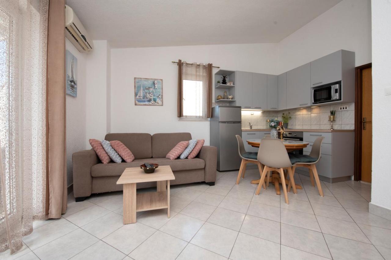 Bevanda Apartment *