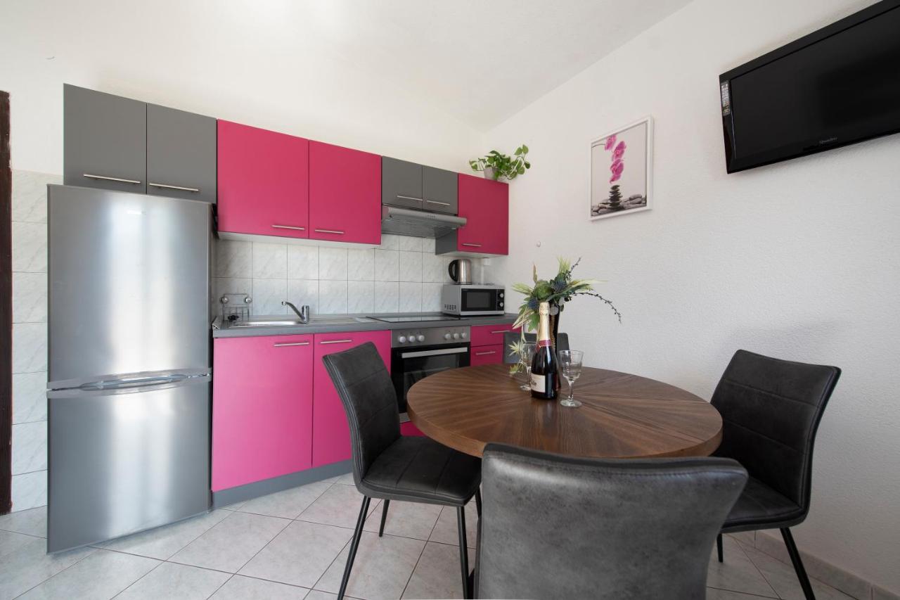 Bevanda Apartment *